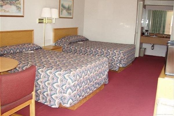GUEST INN OF LONGVIEW (Longview)